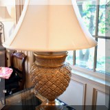 D09. Pair of pineapple table lamps. 31&rdquo;h 